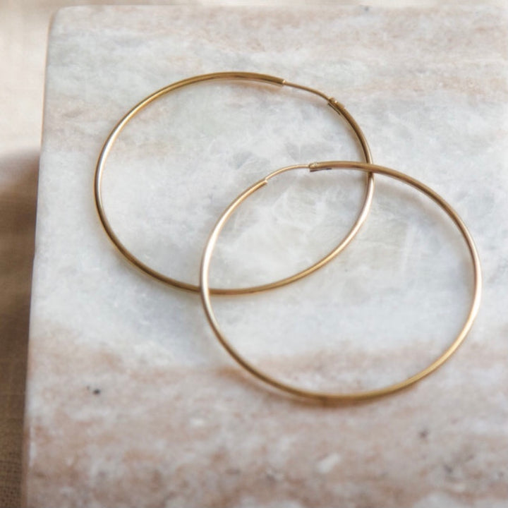 Vintage Sparrow Jewelry Gold Hoops Earrings 