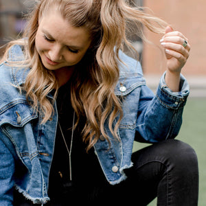Faith Minimal Necklace