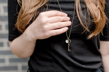 Load image into Gallery viewer, Set Free Necklace